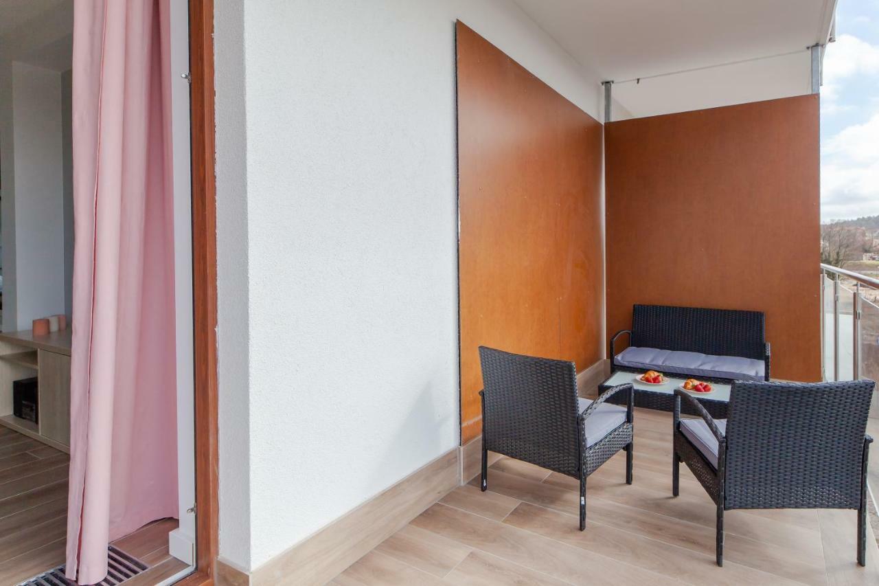 Apartment Pink Flamingo By Noclegi Renters Miedzyzdroje Kültér fotó